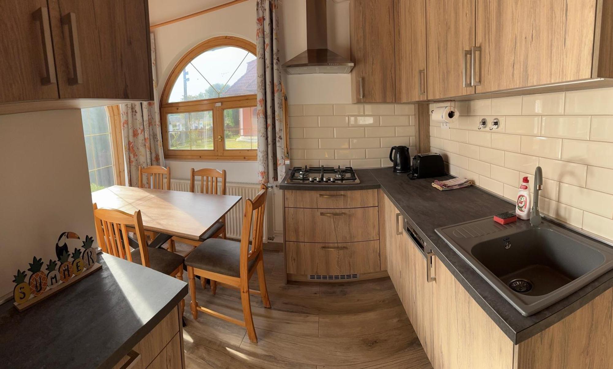 Vica Apartman Балатонберень Экстерьер фото
